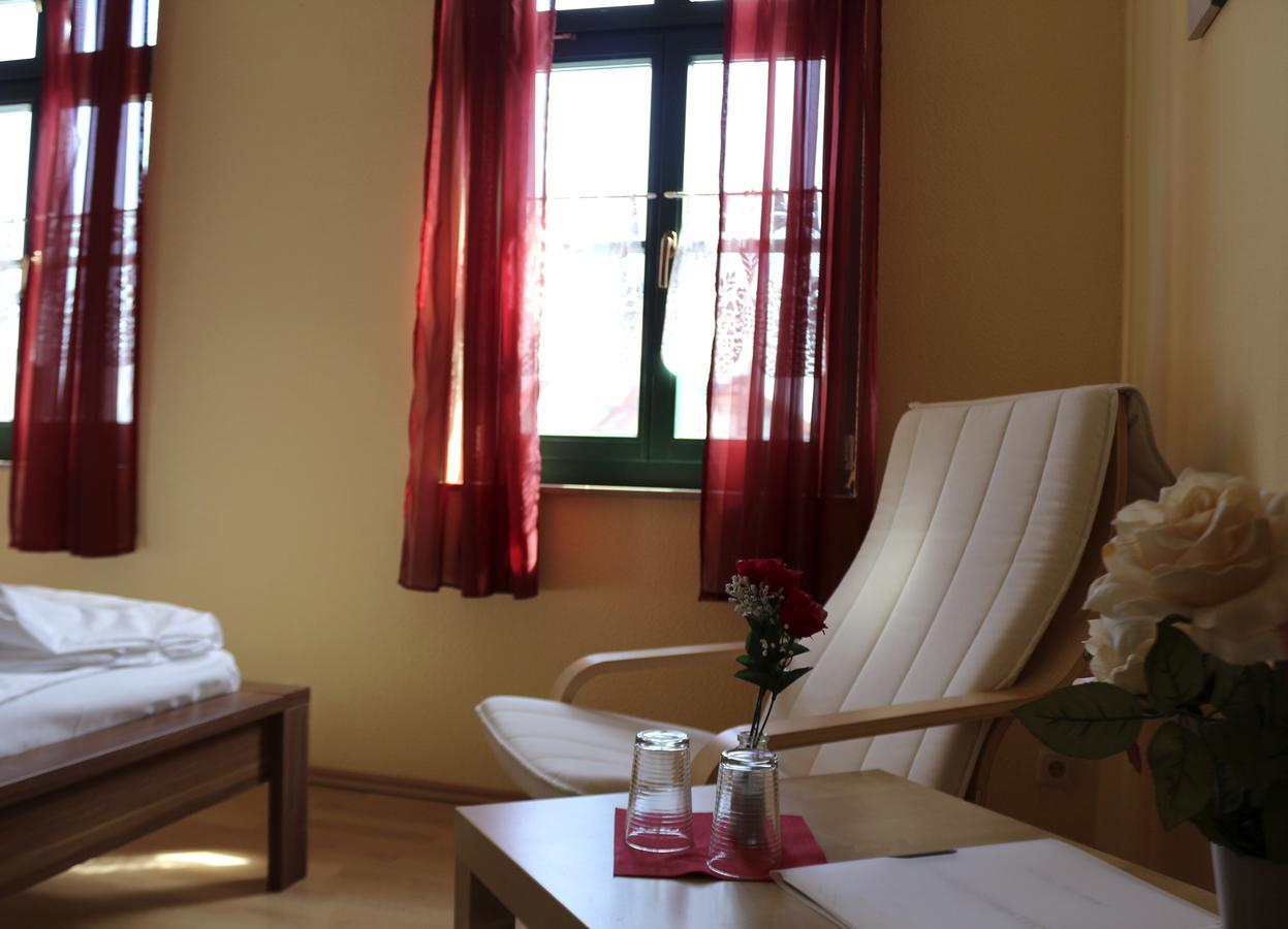 Gasthaus & Pension "Zur Rose" Weimar (Thuringia) Bagian luar foto