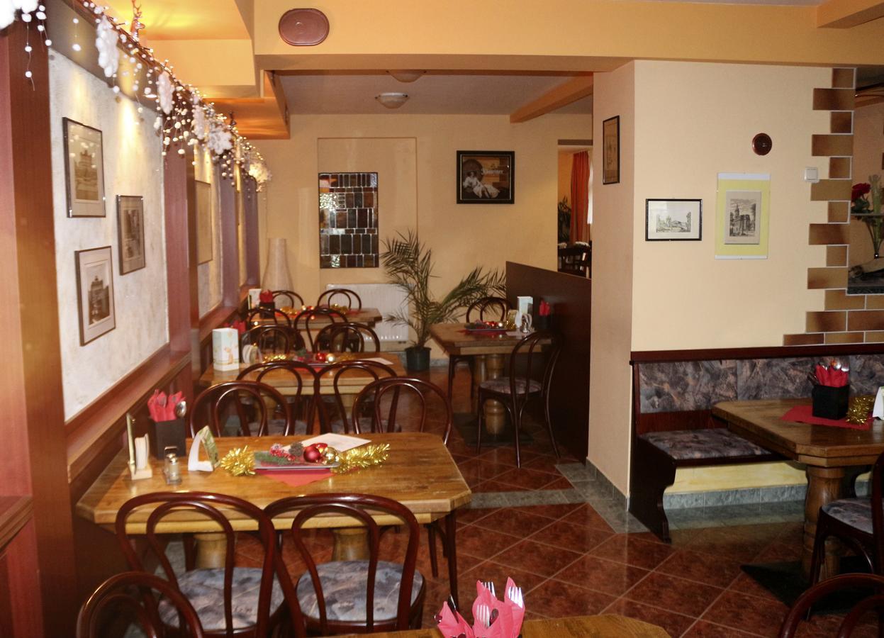 Gasthaus & Pension "Zur Rose" Weimar (Thuringia) Bagian luar foto