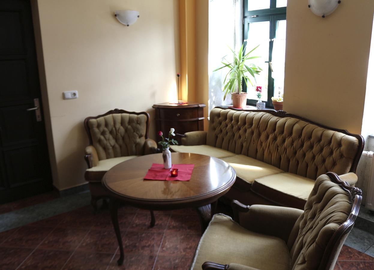 Gasthaus & Pension "Zur Rose" Weimar (Thuringia) Bagian luar foto